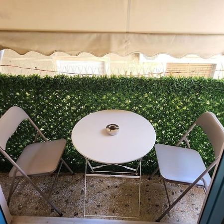 Viva La Frida Boho Apartment In Central Atina Dış mekan fotoğraf