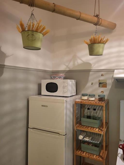 Viva La Frida Boho Apartment In Central Atina Dış mekan fotoğraf