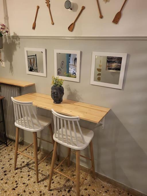 Viva La Frida Boho Apartment In Central Atina Dış mekan fotoğraf